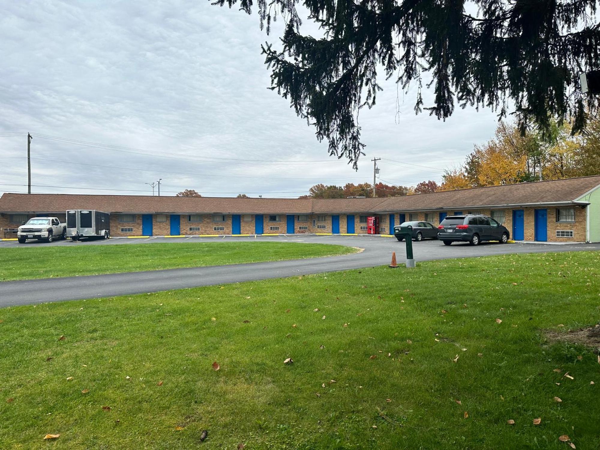 Westgate Manor Motel Austintown & Youngstown Ohio 外观 照片