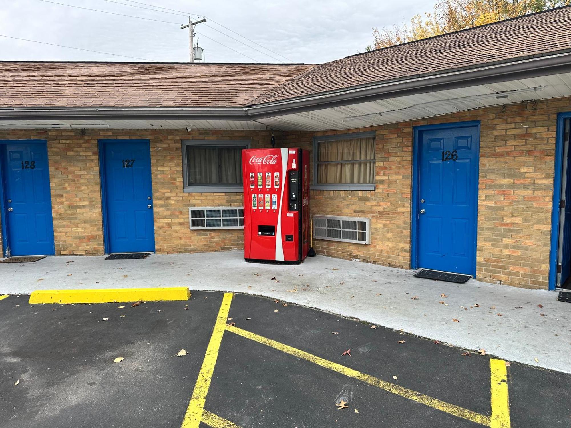 Westgate Manor Motel Austintown & Youngstown Ohio 外观 照片